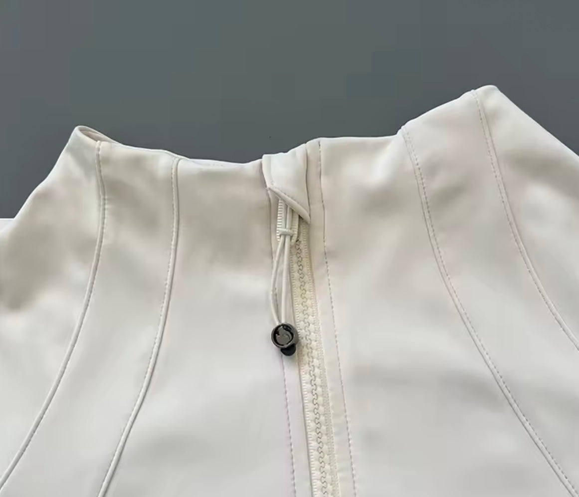 SLIM FIT TRAININGSJACKE
