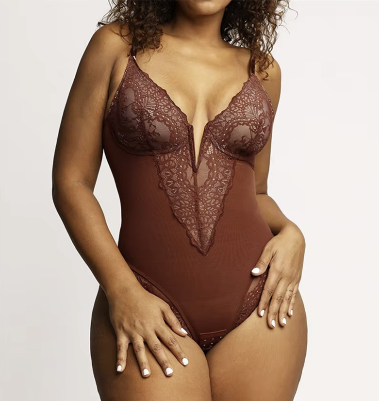 SCULPTING LACE SHAPEWEAR BODYSUIT