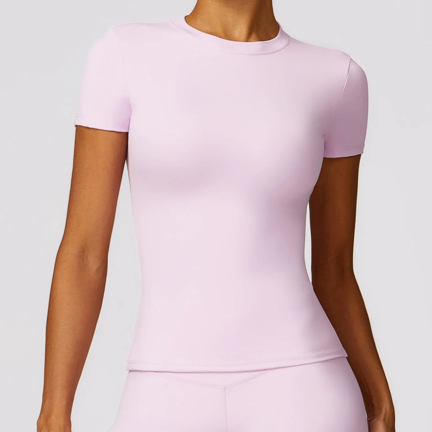 FIGURBETONTES T-SHIRT