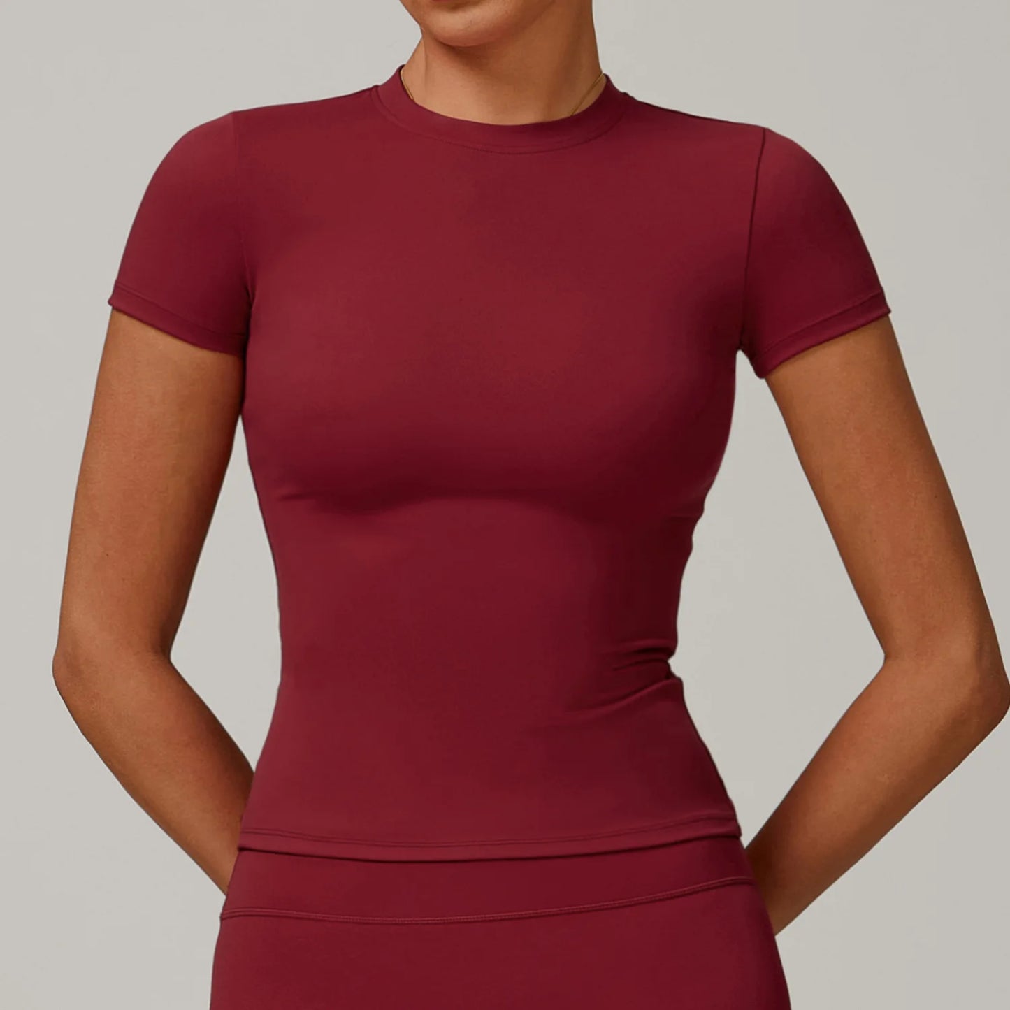 FIGURBETONTES T-SHIRT
